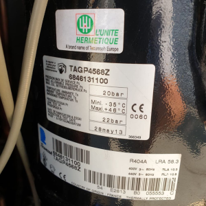 Set of 2 refrigerated display shelves for deli meats and dairy products + motor unit